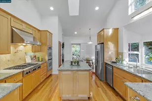 1215 Alvarado Rd, Berkeley, CA 94705 - Photo 13