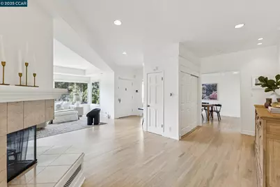 32 Dos Posos, Orinda, CA 94563 - Photo 7