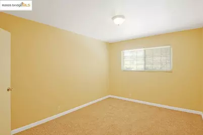 7940 Bancroft Avenue, Oakland, CA 94605 - Photo 17