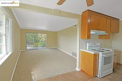 7940 Bancroft Avenue, Oakland, CA 94605 - Photo 11