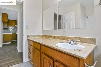 7940 Bancroft Avenue, Oakland, CA 94605 - Photo 39