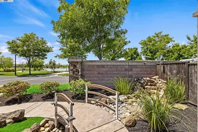 9901 Pyramid Way, Discovery Bay, CA 94505 - Photo 7