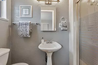 36563 Beutke Dr, Newark, CA 94560 - Photo 17