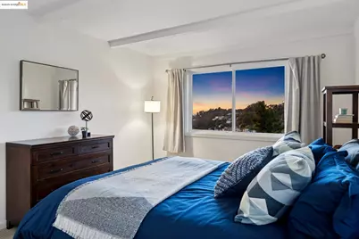 58 Villanova Dr, Oakland, CA 94611 - Photo 39