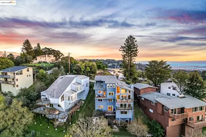 58 Villanova Dr, Oakland, CA 94611 - Photo 59