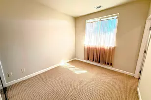 653 MacArthur Blvd, San Leandro, CA 94577 - Photo 23