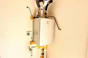 653 MacArthur Blvd, San Leandro, CA 94577 - Photo 33