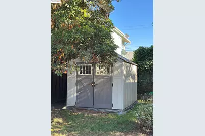 2816 Viola St, Oakland, CA 94619 - Photo 15