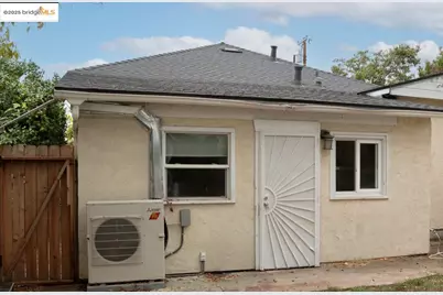 2816 Viola St, Oakland, CA 94619 - Photo 17