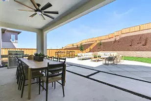 1691 Wren St, Dublin, CA 94568 - Photo 57