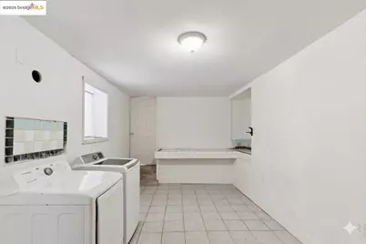 2322 21st St, Oakland, CA 94601 - Photo 21