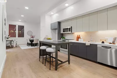 1545 32nd Street #104, Oakland, CA 94608 - Photo 5