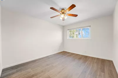 650 Fargo Ave #4, San Leandro, CA 94579 - Photo 27