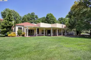 3036 Swallows Nest Dr, Sacramento, CA 95833 - Photo 37