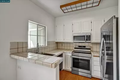 735 Buchanan St #114, Benicia, CA 94510 - Photo 9