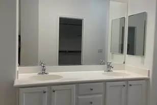 9404 Dunbar Dr, Oakland, CA 94603 - Photo 29