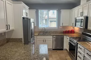 9404 Dunbar Dr, Oakland, CA 94603 - Photo 9