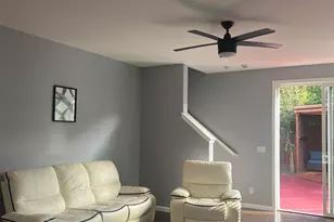 9404 Dunbar Dr, Oakland, CA 94603 - Photo 5