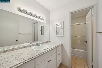 300 Civic Dr #303, Walnut Creek, CA 94596 - Photo 19