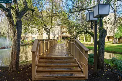 300 Civic Dr #303, Walnut Creek, CA 94596 - Photo 47