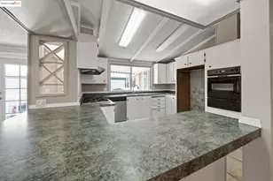 19690 N Hwy 99, Acampo, CA 95220 - Photo 15