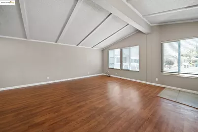 19690 N Highway 99 #162, Acampo, CA 95220 - Photo 11