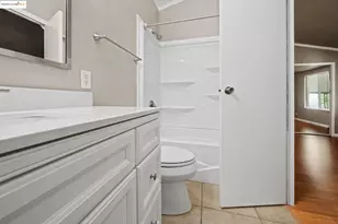 19690 N Hwy 99, Acampo, CA 95220 - Photo 31