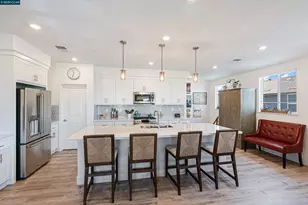 729 Delve Ct, Hayward, CA 94544 - Photo 5