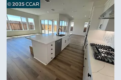 17549 Bushwick Lane, Lathrop, CA 95330 - Photo 3