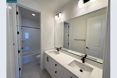 17549 Bushwick Lane, Lathrop, CA 95330 - Photo 11