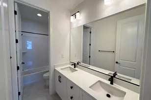 17549 Bushwick Ln, Lathrop, CA 95330 - Photo 11