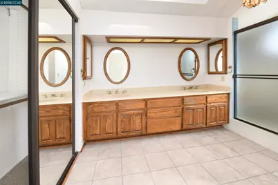 319 Oak Glen Ct, Martinez, CA 94553 - Photo 31