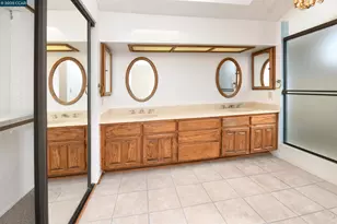 319 Oak Glen Ct, Martinez, CA 94553 - Photo 31