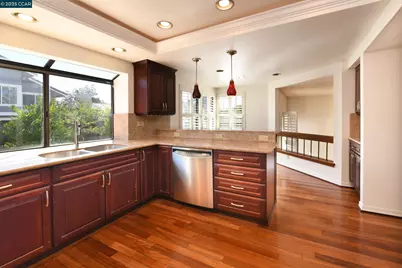 319 Oak Glen Ct, Martinez, CA 94553 - Photo 3