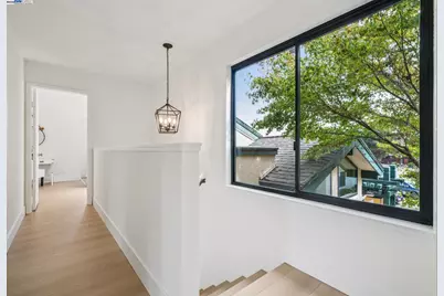 101 Carob Ln, Alameda, CA 94502 - Photo 17