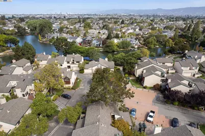 101 Carob Ln, Alameda, CA 94502 - Photo 41