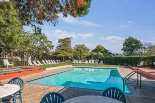 101 Carob Ln, Alameda, CA 94502 - Photo 47