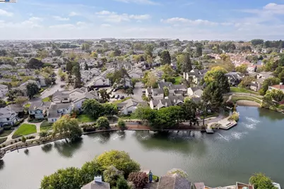 101 Carob Ln, Alameda, CA 94502 - Photo 43