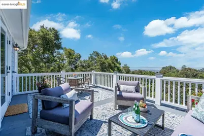 3085 Monterey Blvd, Oakland, CA 94602 - Photo 27