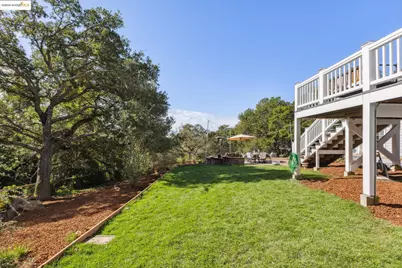 3085 Monterey Blvd, Oakland, CA 94602 - Photo 59