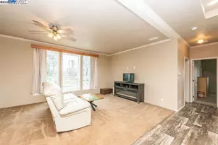 21679 Squaw Grass Trail, Redding, CA 96003 - Photo 9