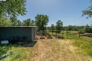 21679 Squaw Grass Trail, Redding, CA 96003 - Photo 53