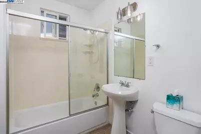 20378 Stanton Ave, Castro Valley, CA 94546 - Photo 21