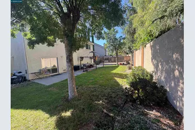 4008 Galenez Way, Antioch, CA 94531 - Photo 21