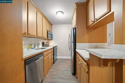 1036 Oak Grove Rd #21, Concord, CA 94518 - Photo 3