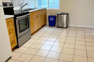 896 Lausanne Ave, Daly City, CA 94014 - Photo 15