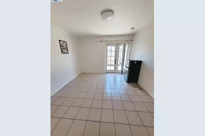 896 Lausanne Avenue, Daly City, CA 94014 - Photo 9