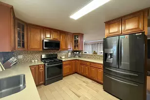 28290 Applegate, Hayward, CA 94545 - Photo 1