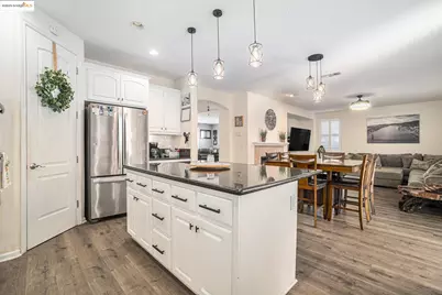 5684 Arcadia Cir, Discovery Bay, CA 94505 - Photo 15
