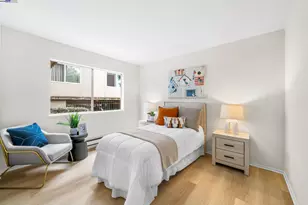 1327 Webster St, Alameda, CA 94501 - Photo 17